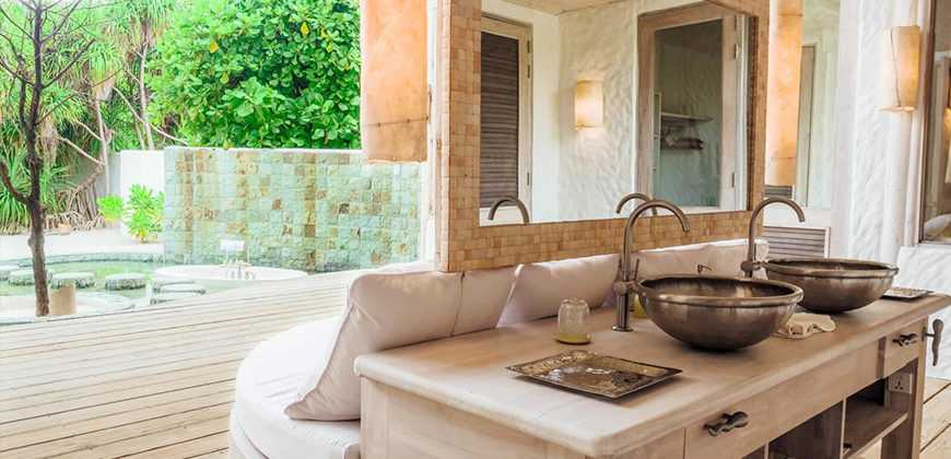 beachfront villa  maldives